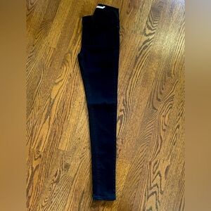 Levi’s 710 Super Skinny Black Stretch Mid Rise Jeans Size 24